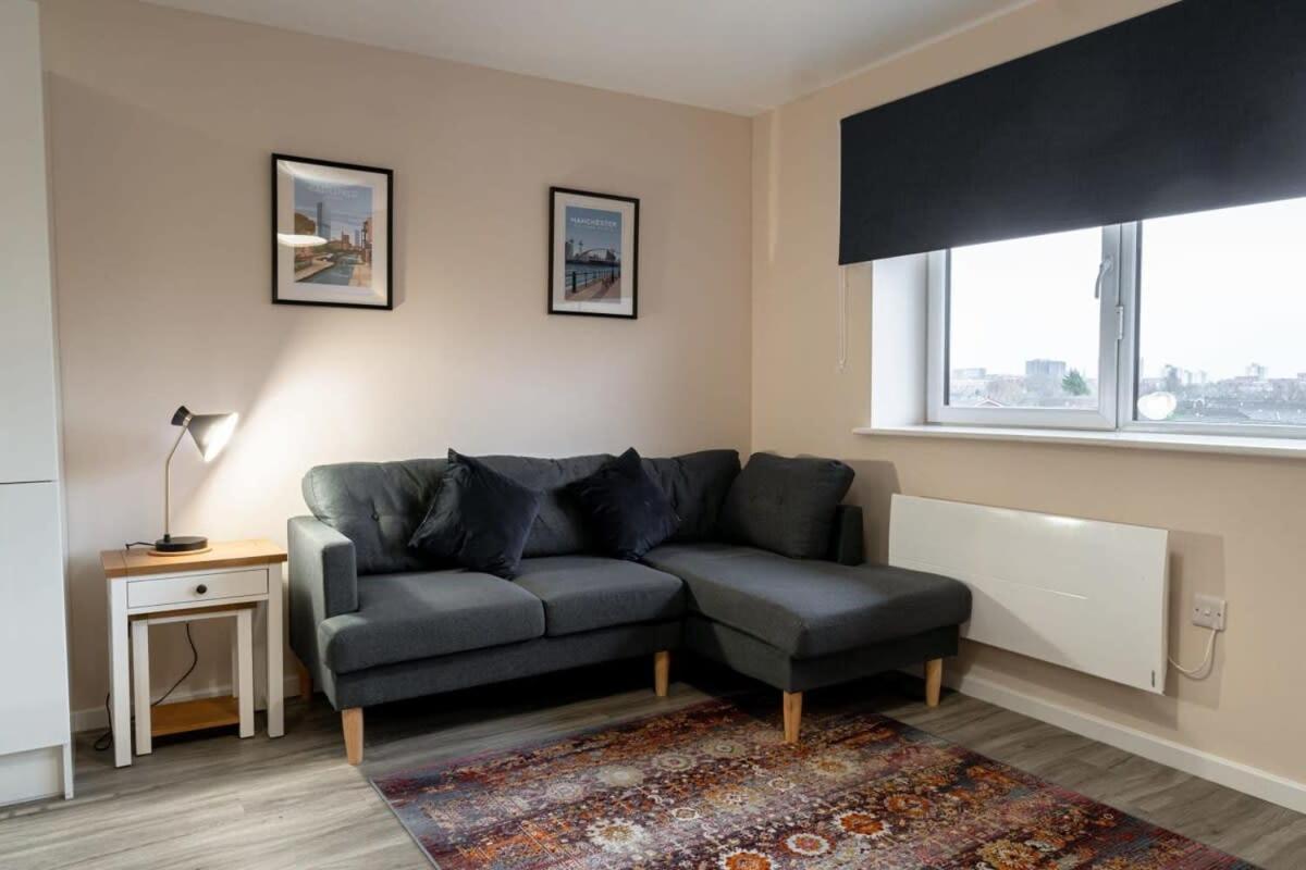 Modern 1 Bedroom Apartment In マンチェスター エクステリア 写真