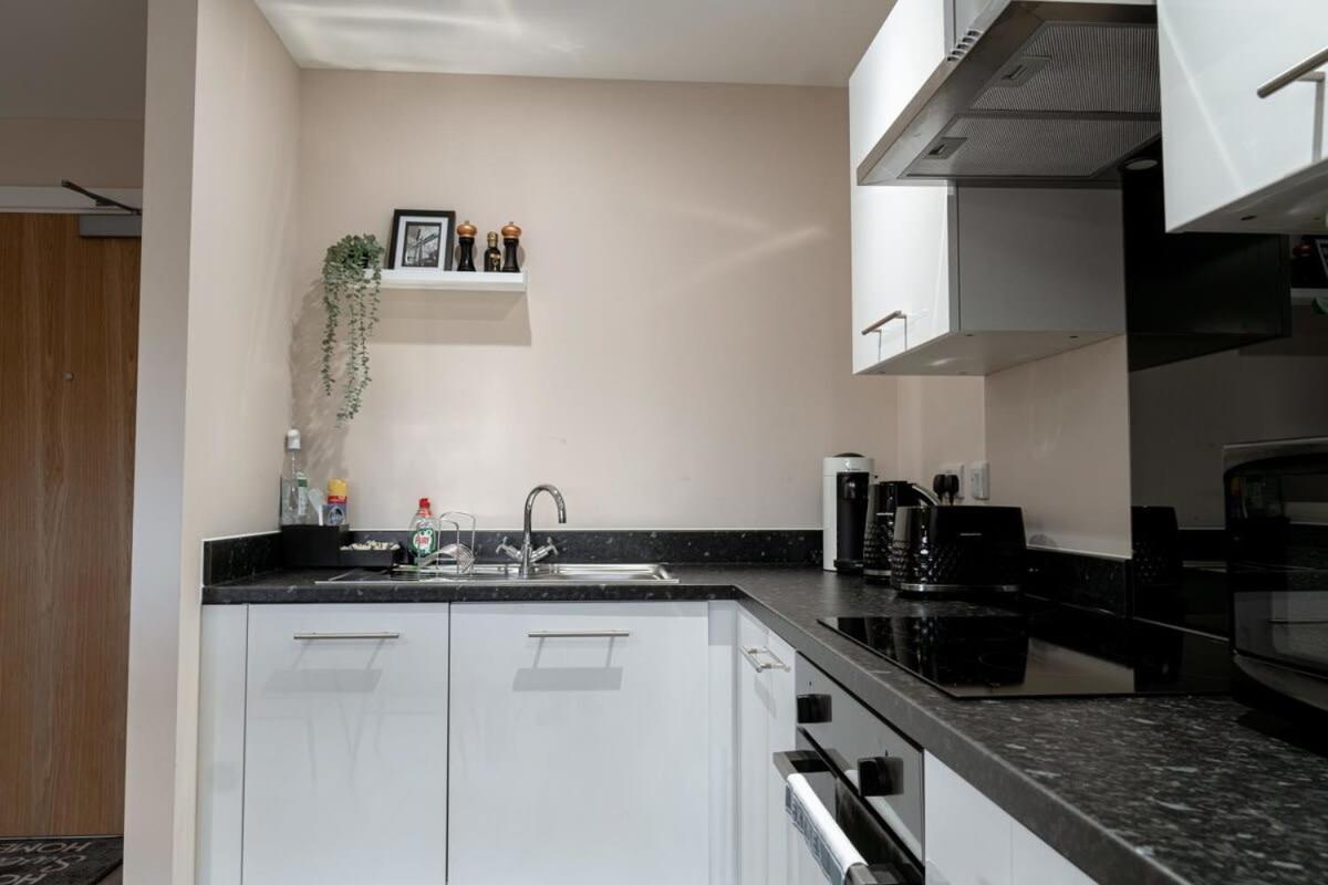 Modern 1 Bedroom Apartment In マンチェスター エクステリア 写真