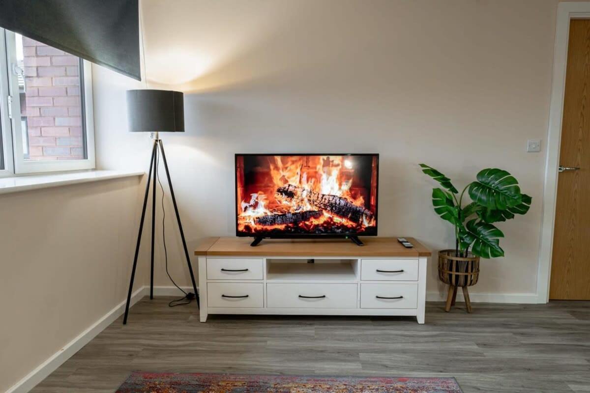 Modern 1 Bedroom Apartment In マンチェスター エクステリア 写真
