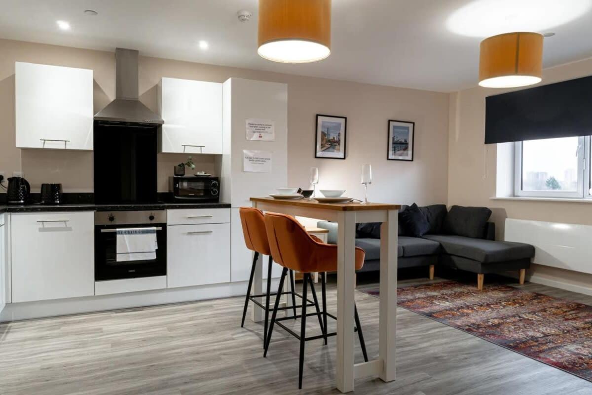 Modern 1 Bedroom Apartment In マンチェスター エクステリア 写真